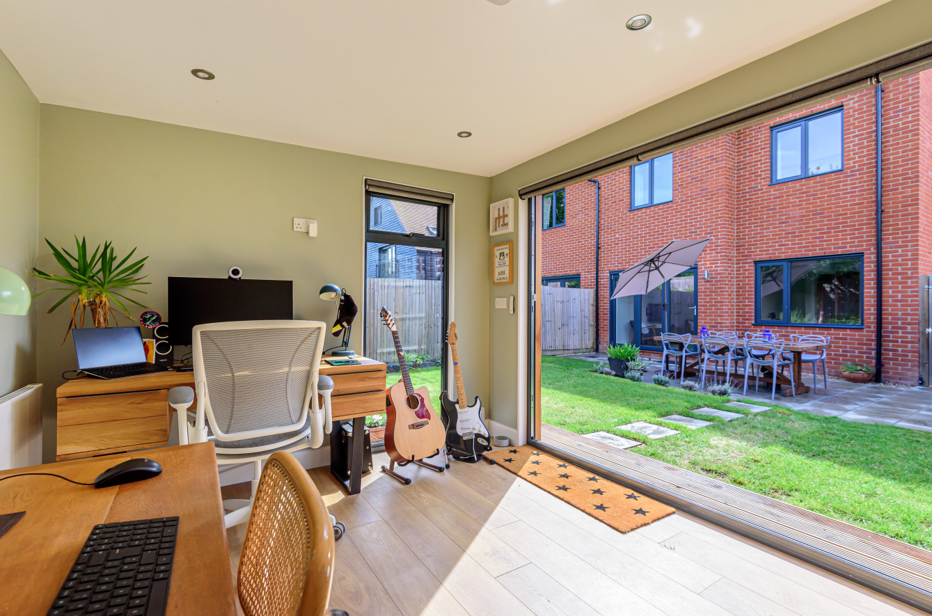 Station Drive, Sutton Scotney, Winchester, Hampshire, SO21