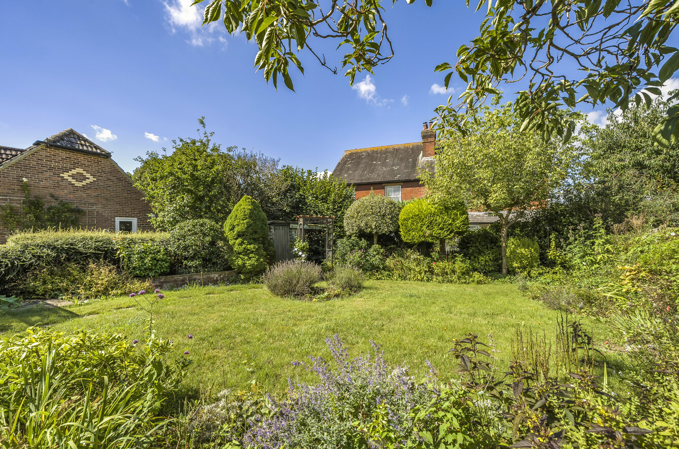 Highfield Avenue, Twyford, Winchester, Hampshire, SO21