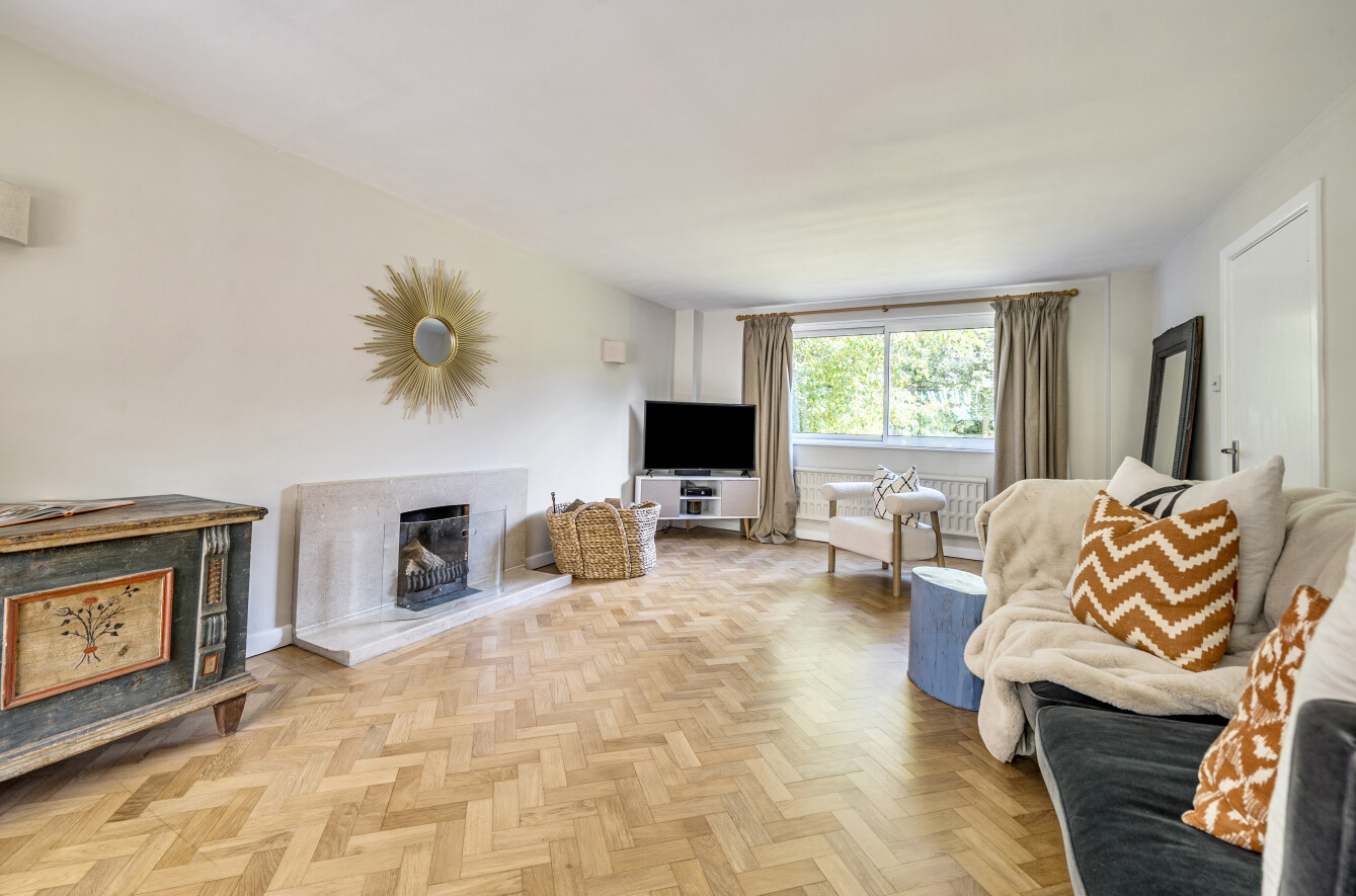 Highways Road, Compton, Winchester, Hampshire, SO21 Highways Road, Compton, Winchester, Hampshire, SO21 - Charters