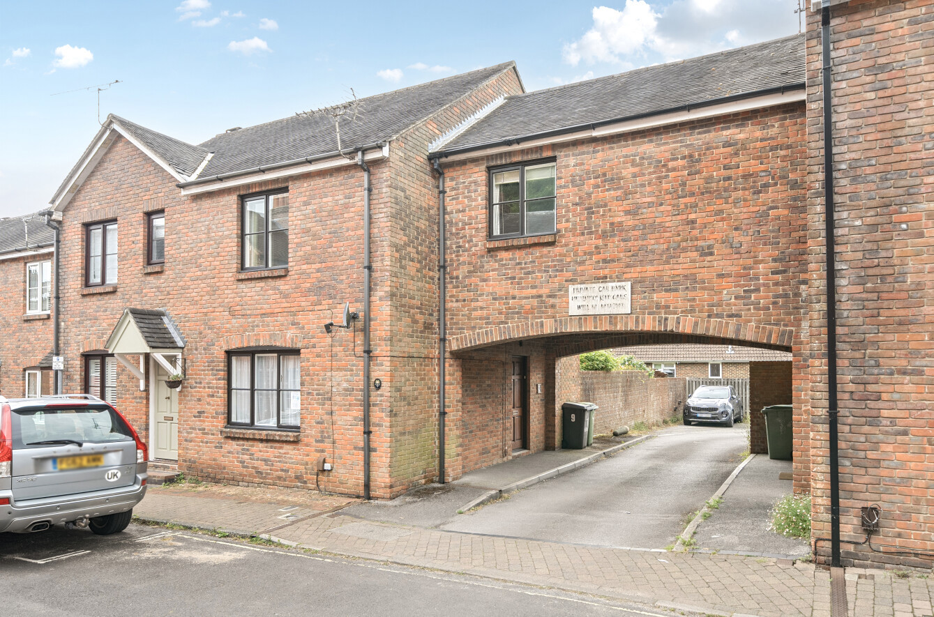 St. Johns Street, Winchester, Hampshire, SO23