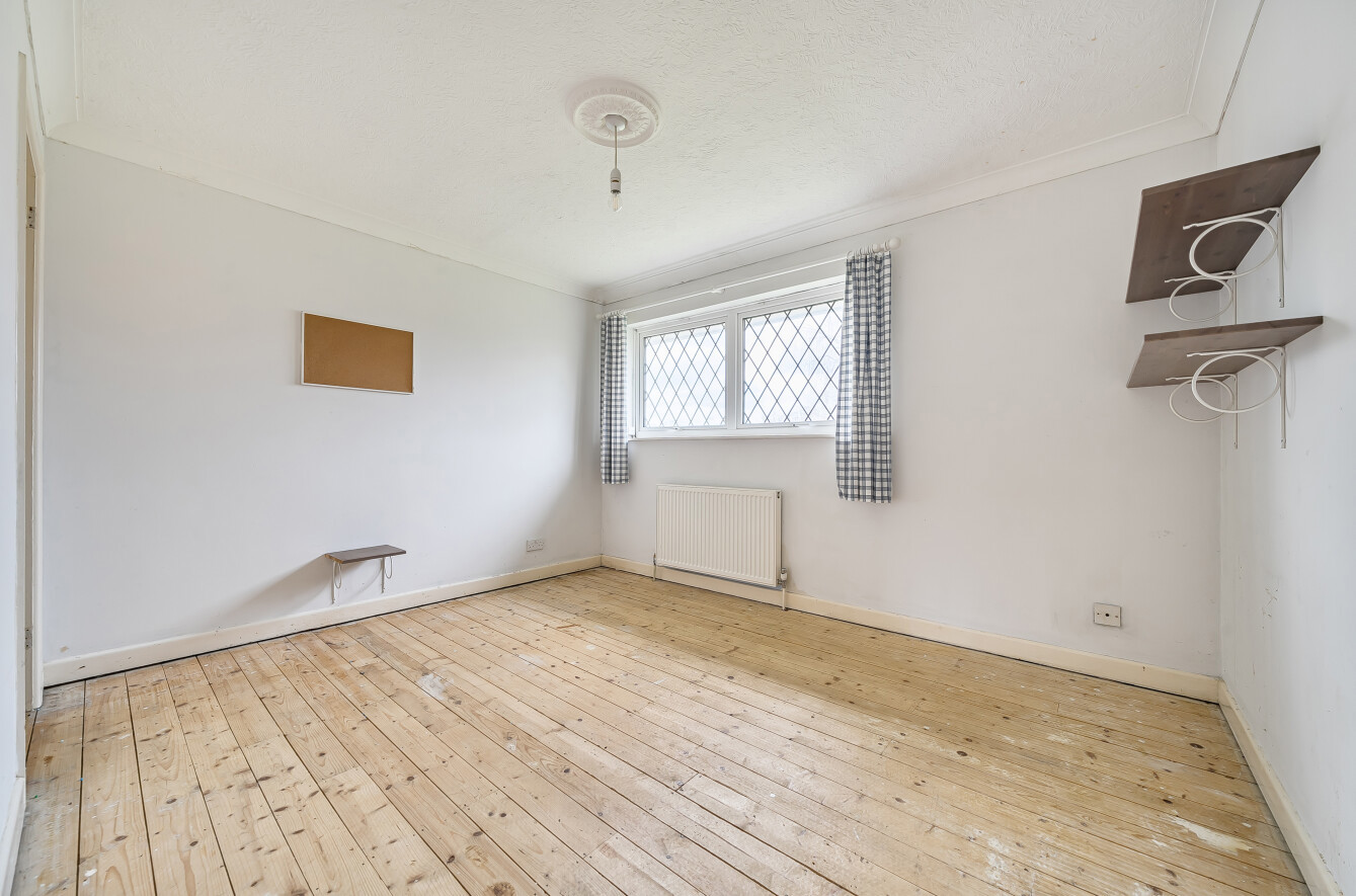 Skintle Green, Colden Common, Winchester, Hampshire, SO21 - Charters