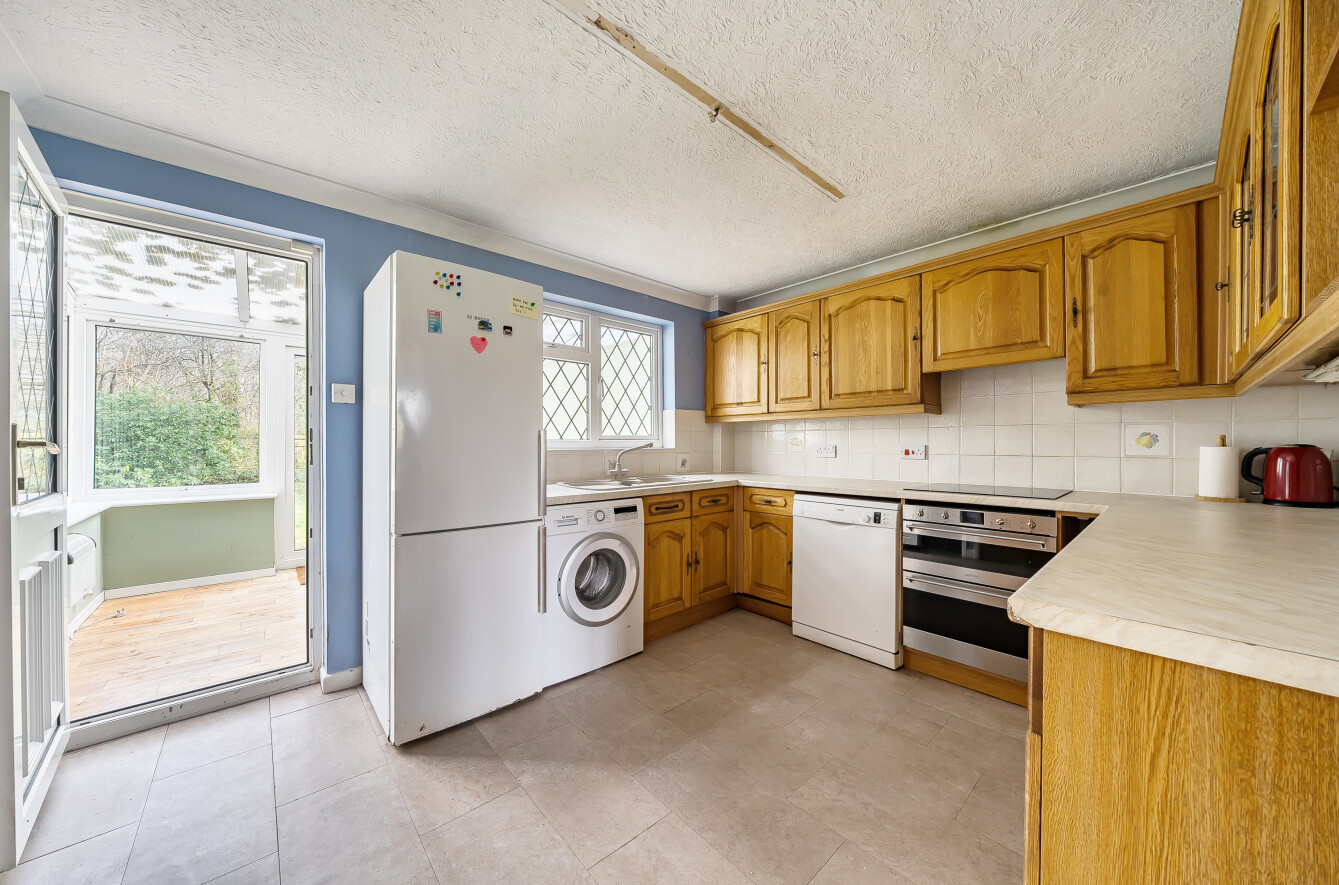 Skintle Green, Colden Common, Winchester, Hampshire, SO21 - Charters