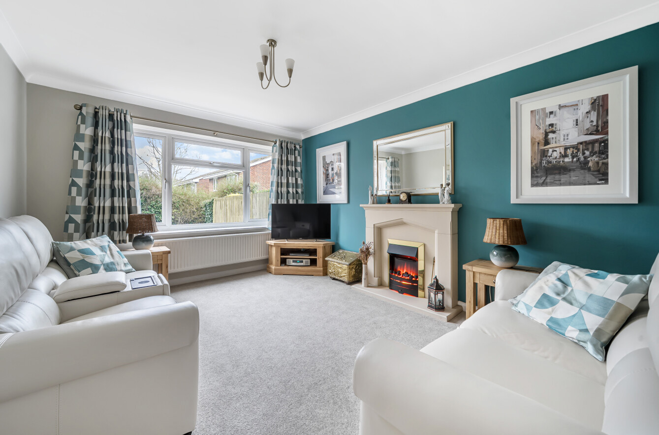 Walnut Tree Close, South Wonston, Winchester, Hampshire, SO21