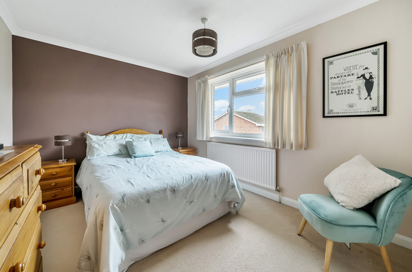 Walnut Tree Close, South Wonston, Winchester, Hampshire, SO21