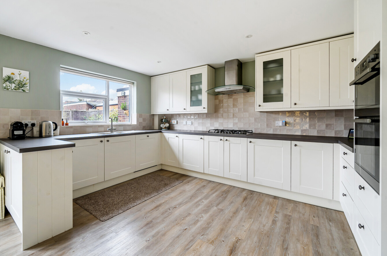 Walnut Tree Close, South Wonston, Winchester, Hampshire, SO21