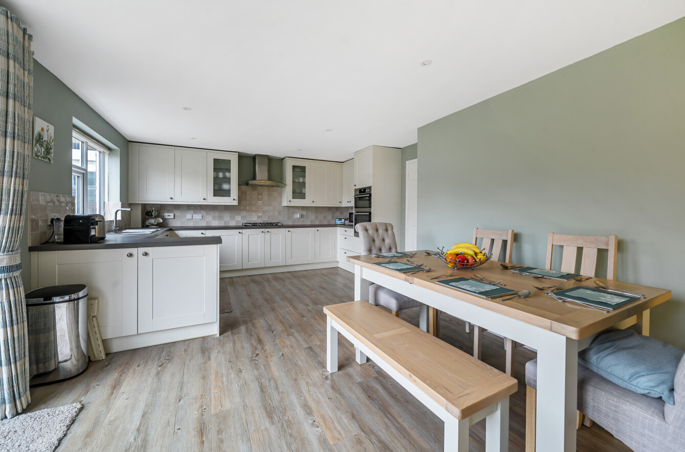 Walnut Tree Close, South Wonston, Winchester, Hampshire, SO21