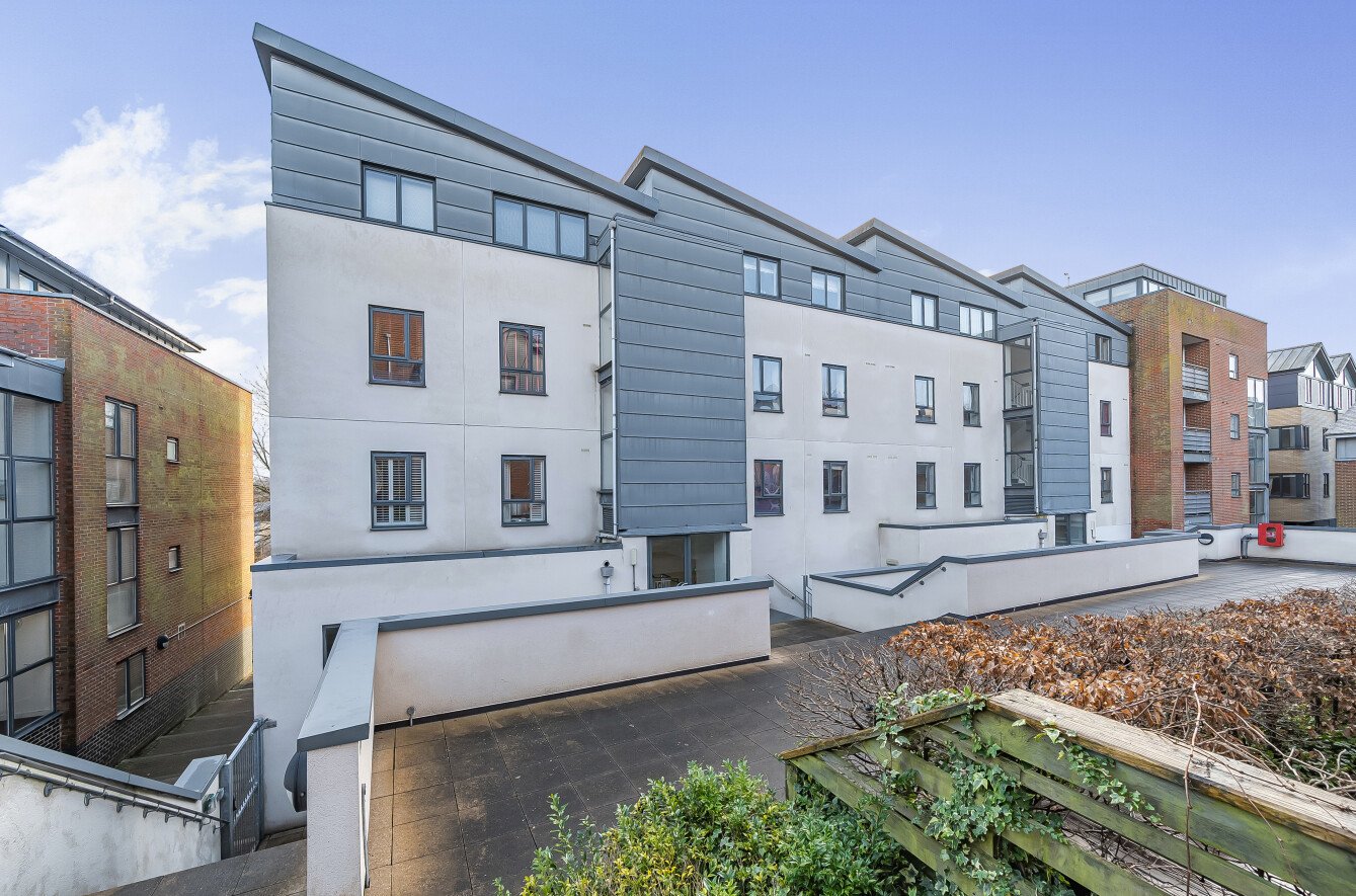 Staple Gardens, Winchester, Hampshire, SO23