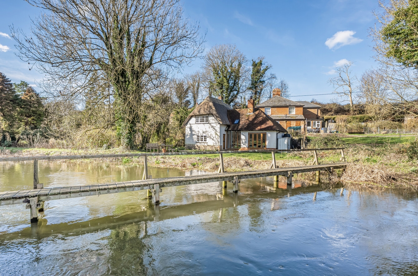 Longstock Road, Stockbridge, Hampshire, SO20