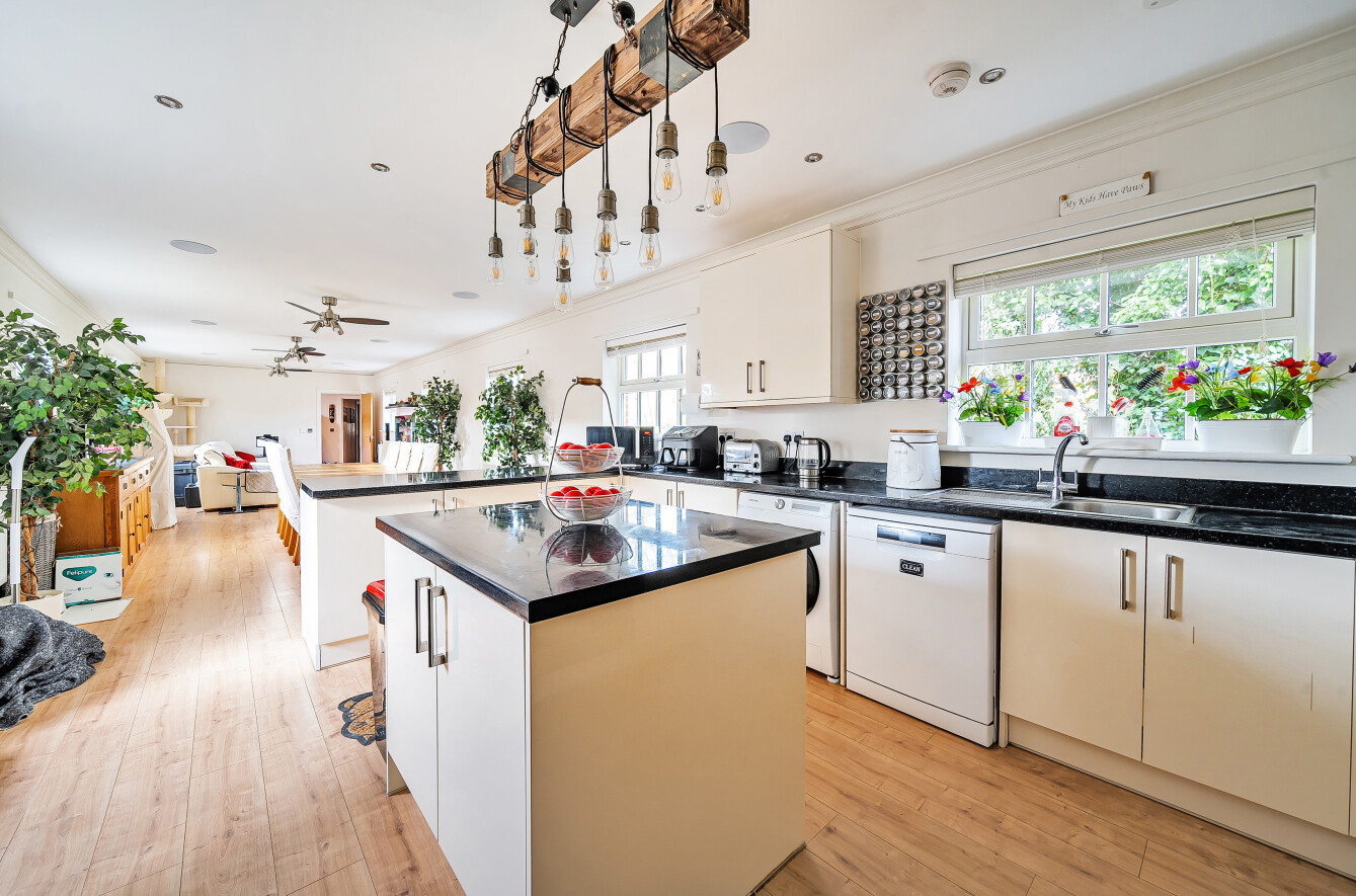 Ringbourne Copse, Barton Stacey, Winchester, Hampshire, SO21 - Charters
