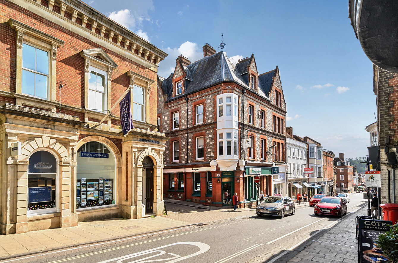 Staple Gardens, Winchester, Hampshire, SO23 - Charters