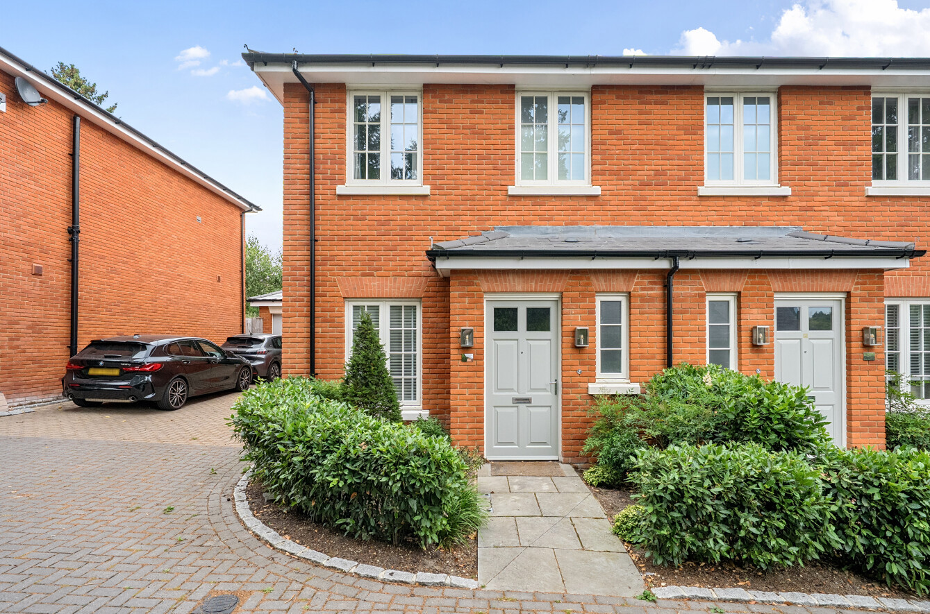 Appulby Gardens, Winchester, Hampshire, SO22