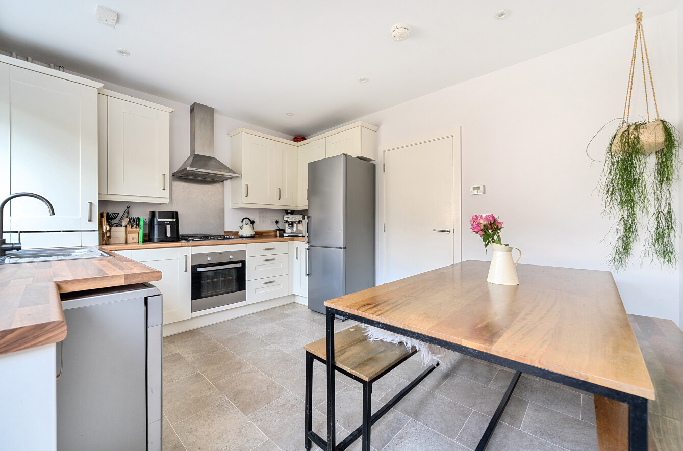 Eversley Gardens, Kings Worthy, Winchester, Hampshire, SO23