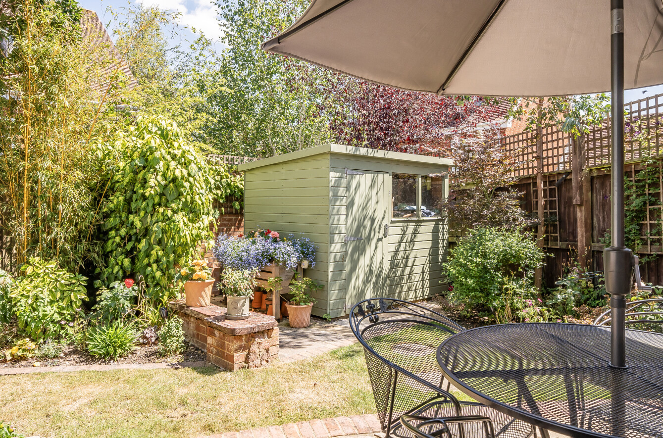 Sutton Park Road, Sutton Scotney, Winchester, Hampshire, SO21