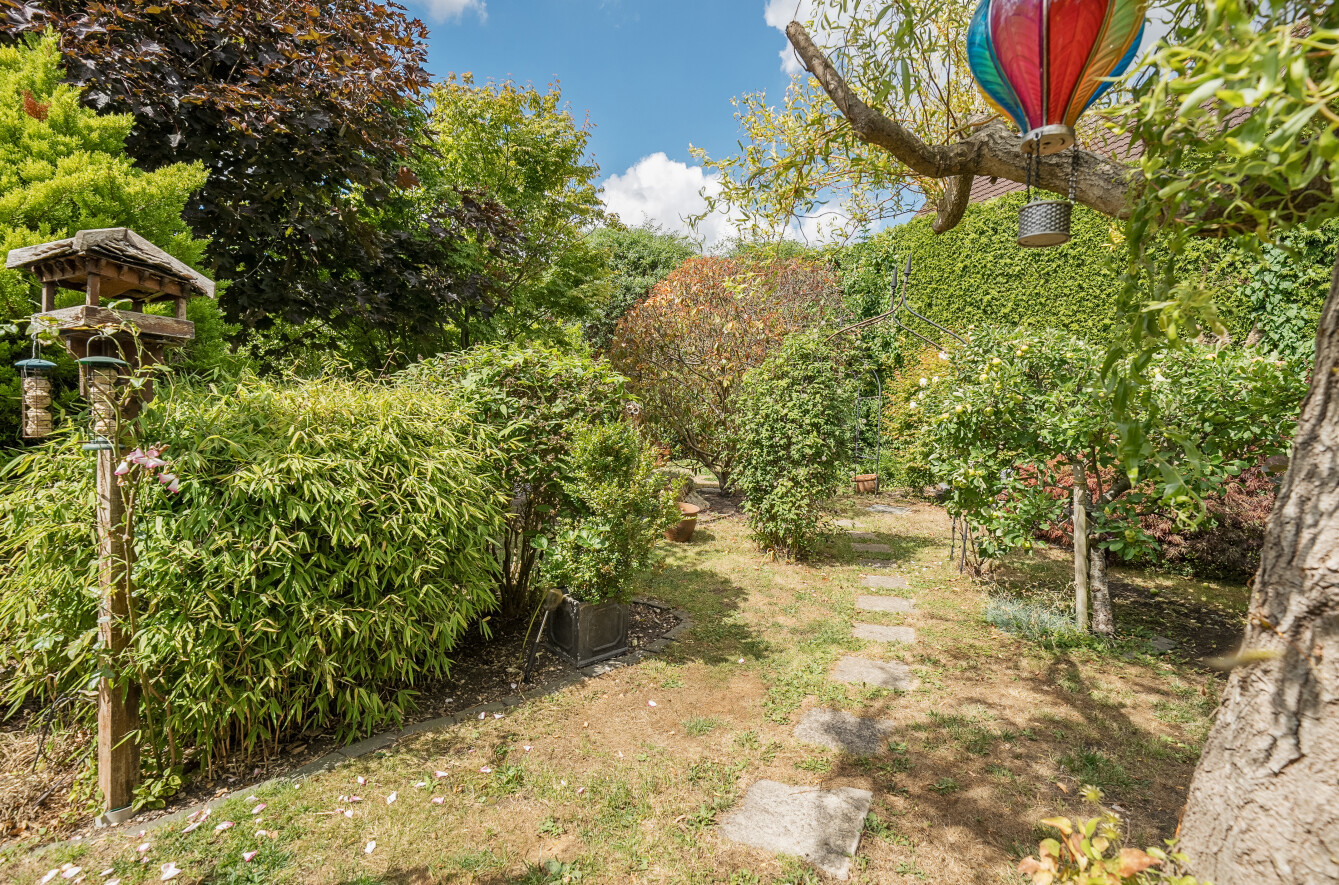 Oxford Road, Sutton Scotney, Winchester, Hampshire, SO21