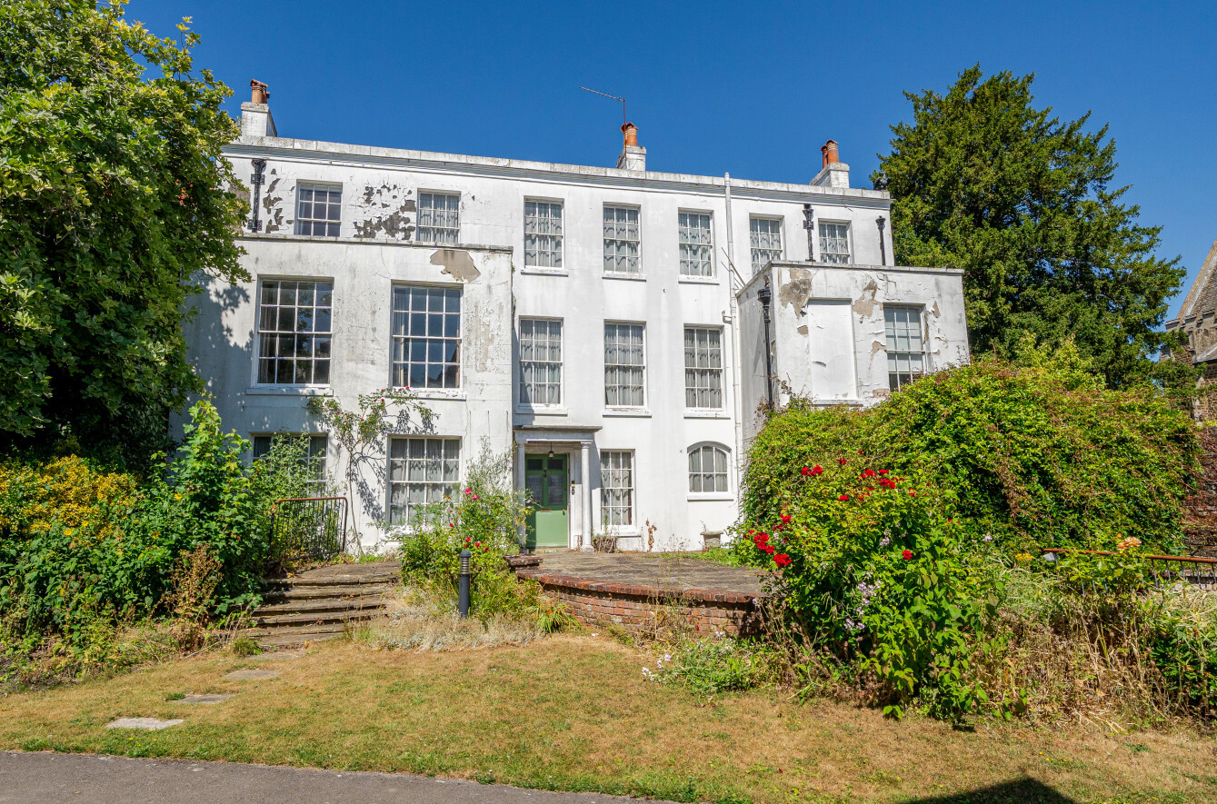 St. Peter Street, Winchester, Hampshire, SO23