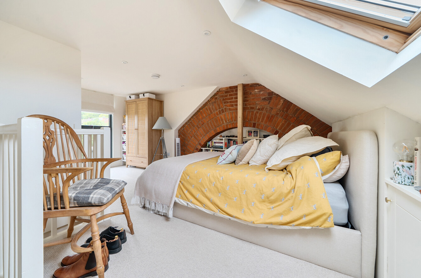 St Johns Road, Winchester, Hampshire, SO23 - Charters