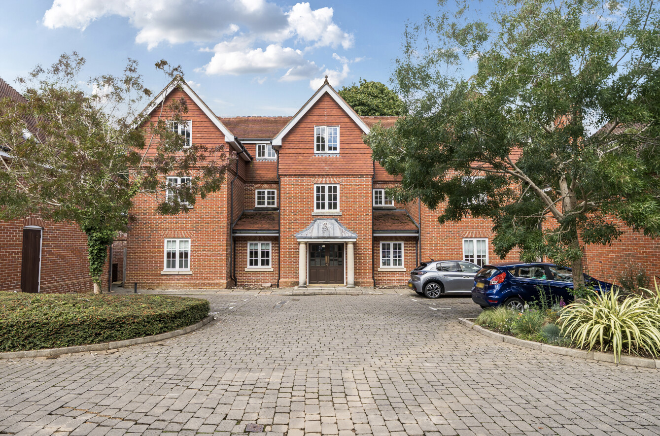 Wychwood Place, Winchester, Hampshire, SO22
