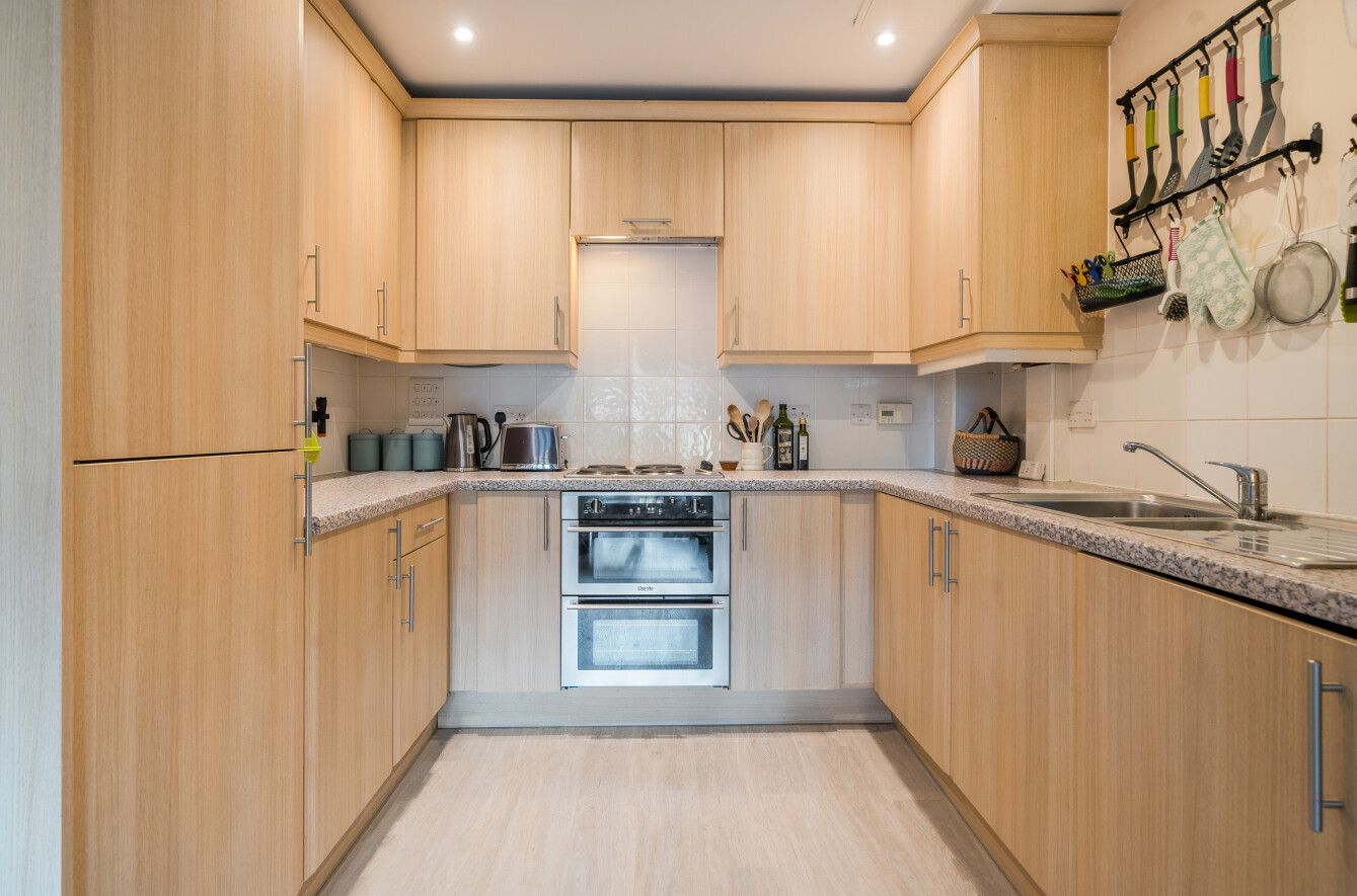 Wychwood Place, Winchester, Hampshire, SO22