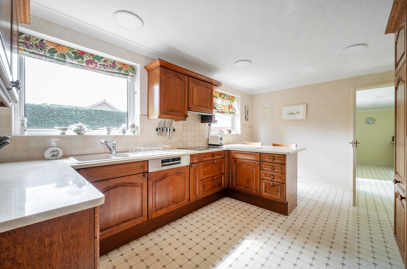 Downs Road, South Wonston, Winchester, Hampshire, SO21 - Charters