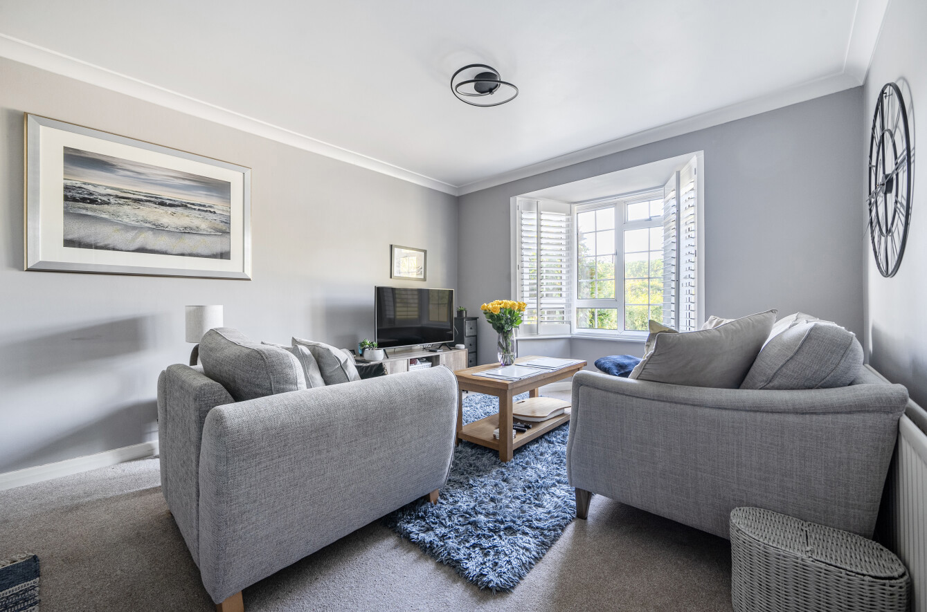 Grosvenor Drive, Winchester, Hampshire, SO23 - Charters