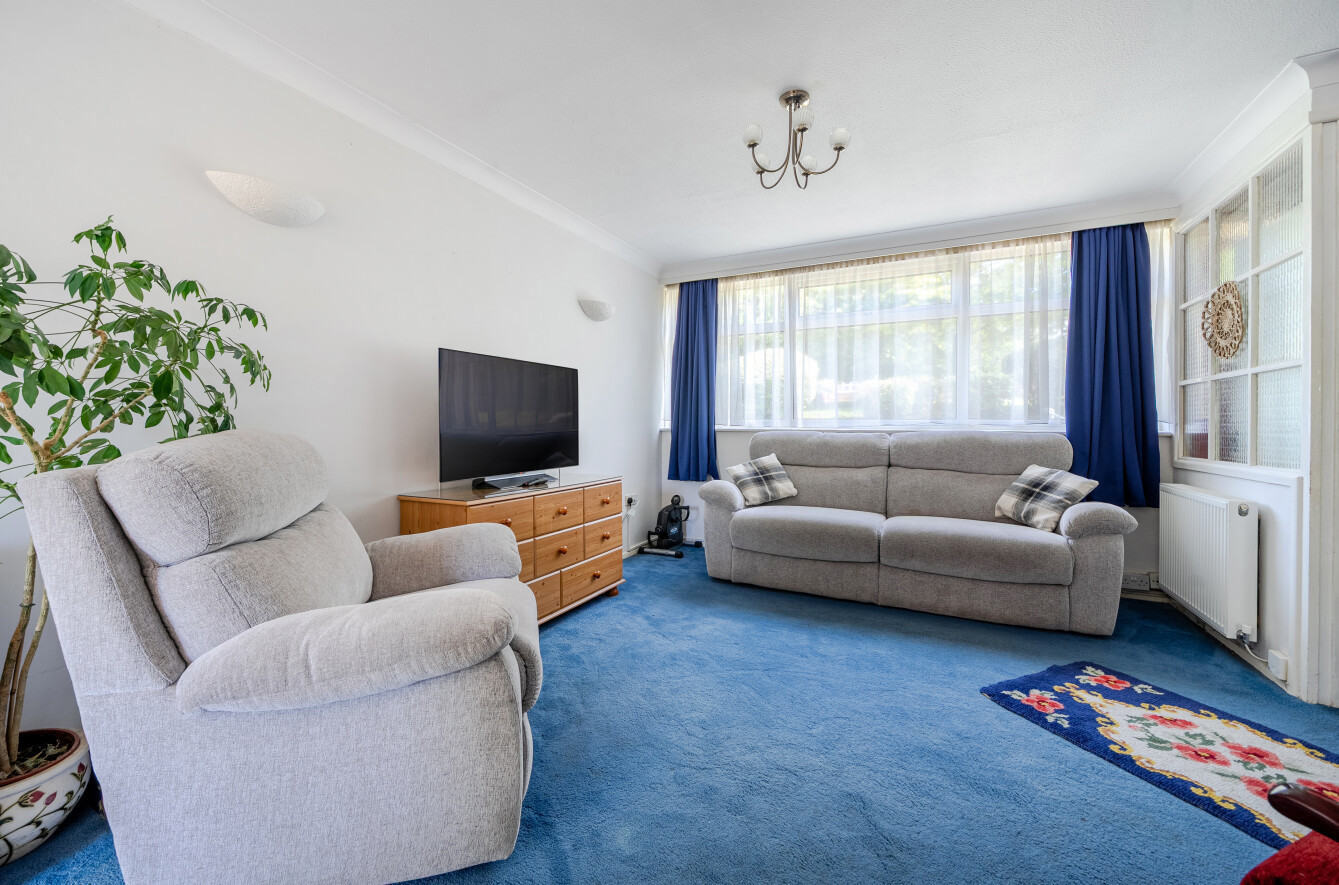 Fraser Road, Kings Worthy, Winchester, Hampshire, SO23 - Charters