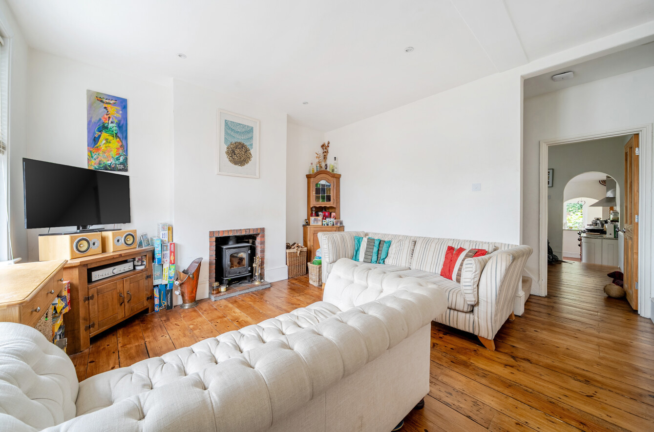 Canute Road, Winchester, SO23 - Charters