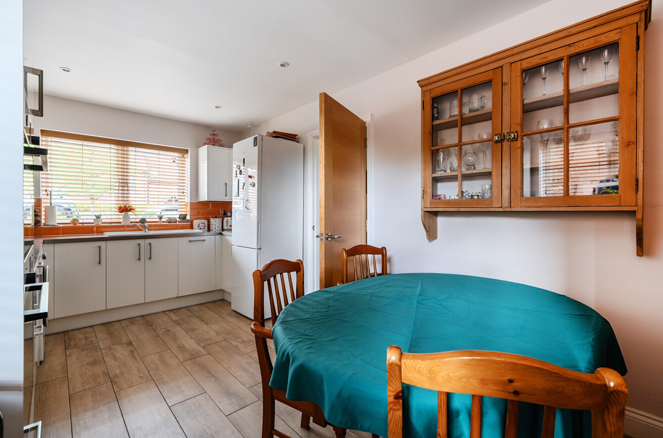 Broadview Close, Kings Worthy, Winchester, Hampshire, SO23 - Charters