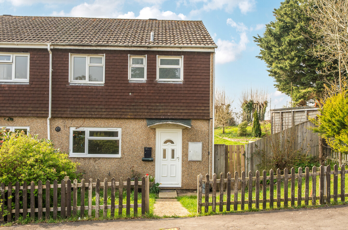 Spring Lane, Colden Common, Winchester, Hampshire, SO21 - Charters