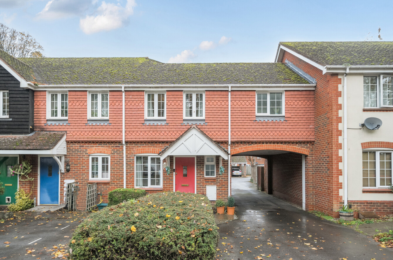 Burgage Field, Whitchurch, Hampshire, RG28 - Charters