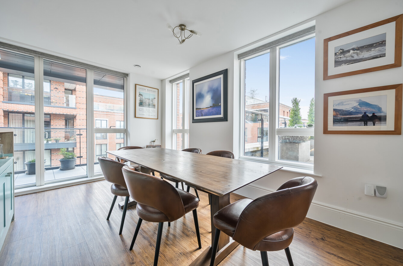 Fellowes Rise, Winchester, Hampshire, SO22 Fellowes Rise, Winchester, Hampshire, SO22 - Charters