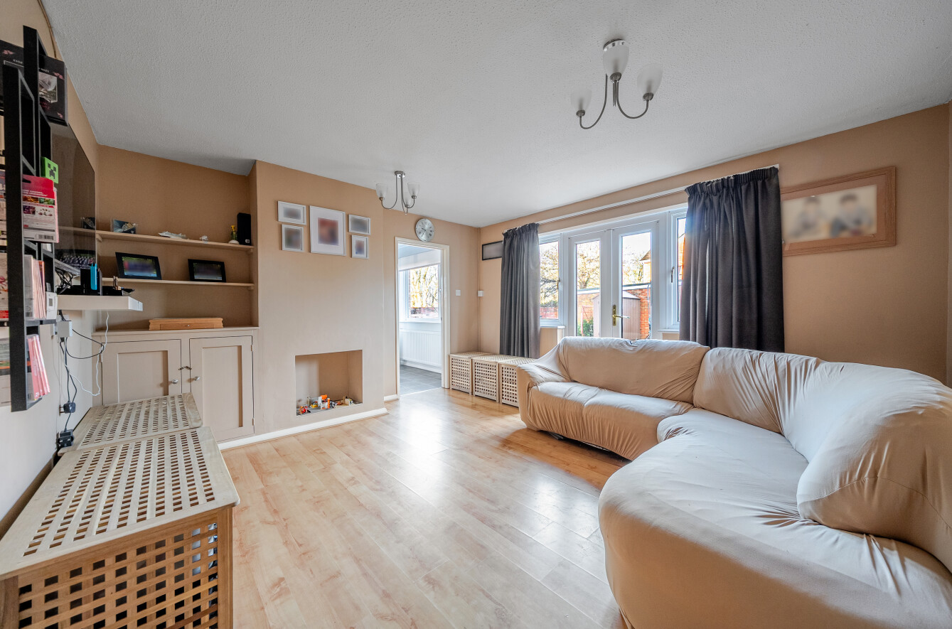 Tees Farm Road, Colden Common, Winchester, Hampshire, SO21 - Charters