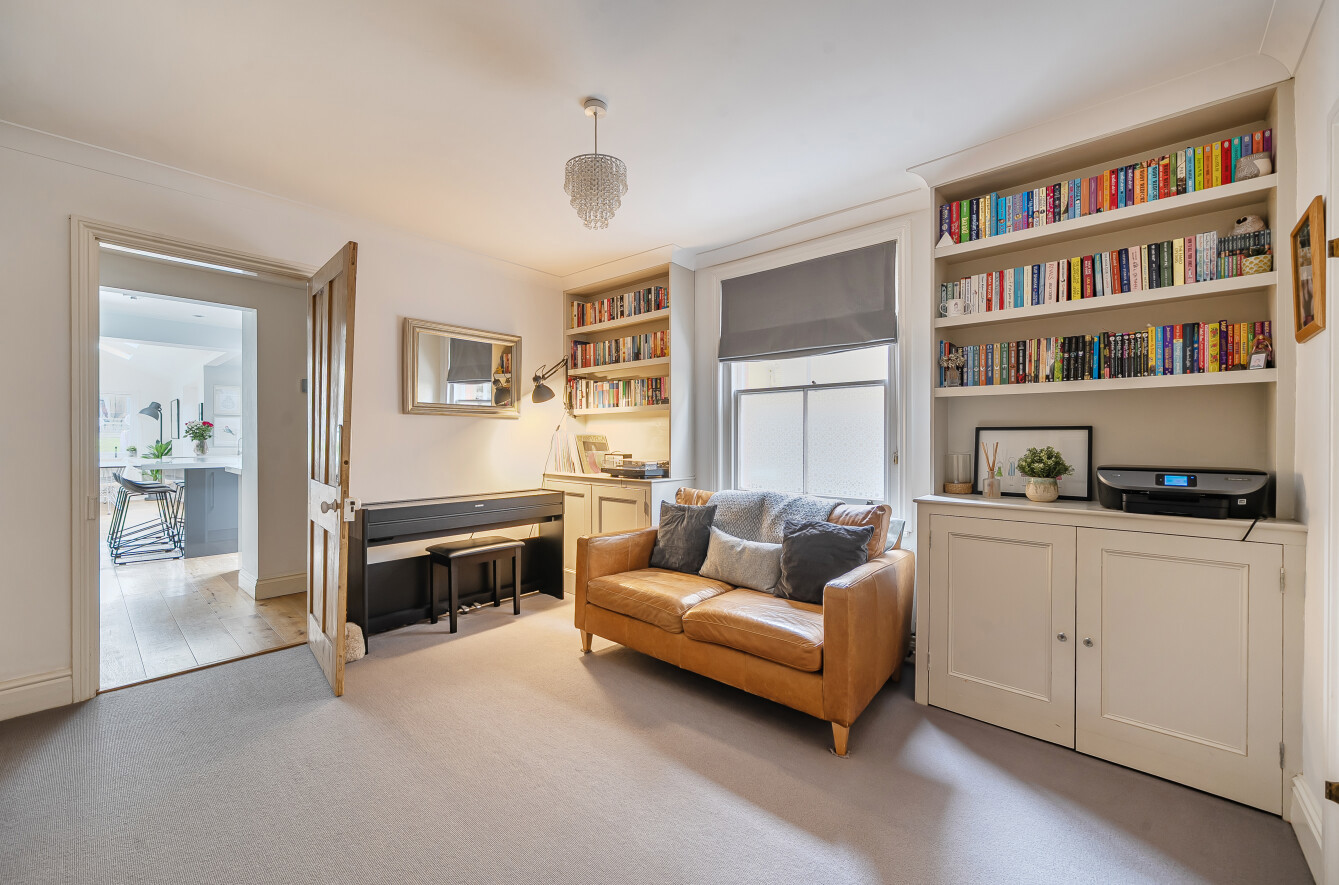 Western Road, Winchester, Hampshire, SO22 - Charters