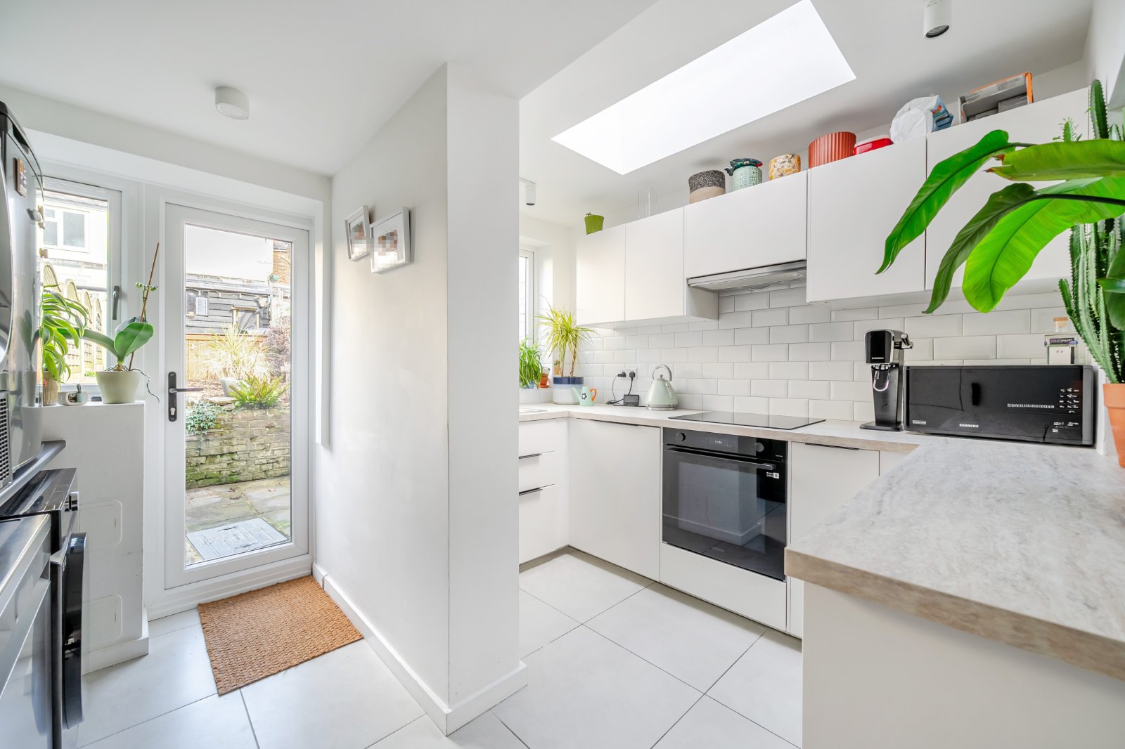 Hyde Close, Winchester, Hampshire, SO23 Hyde Close, Winchester, Hampshire, SO23 - Charters