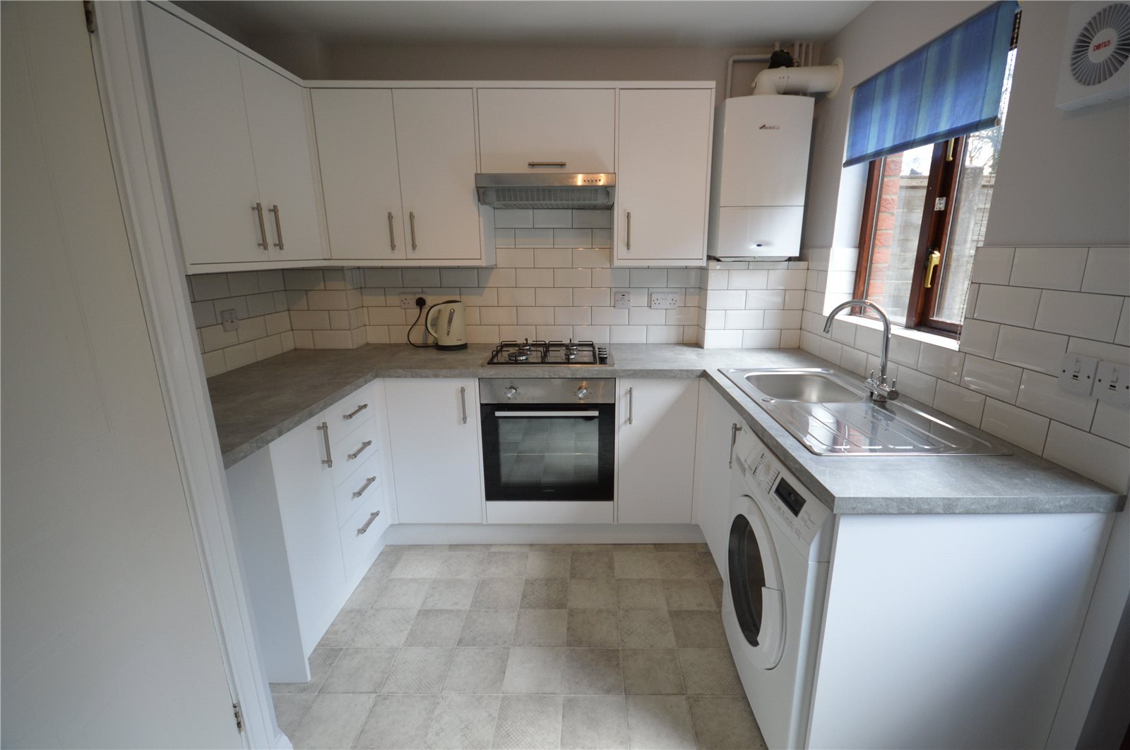 Ivy Close, Winchester, Hampshire, SO22 Ivy Close, Winchester, Hampshire, SO22 - Charters