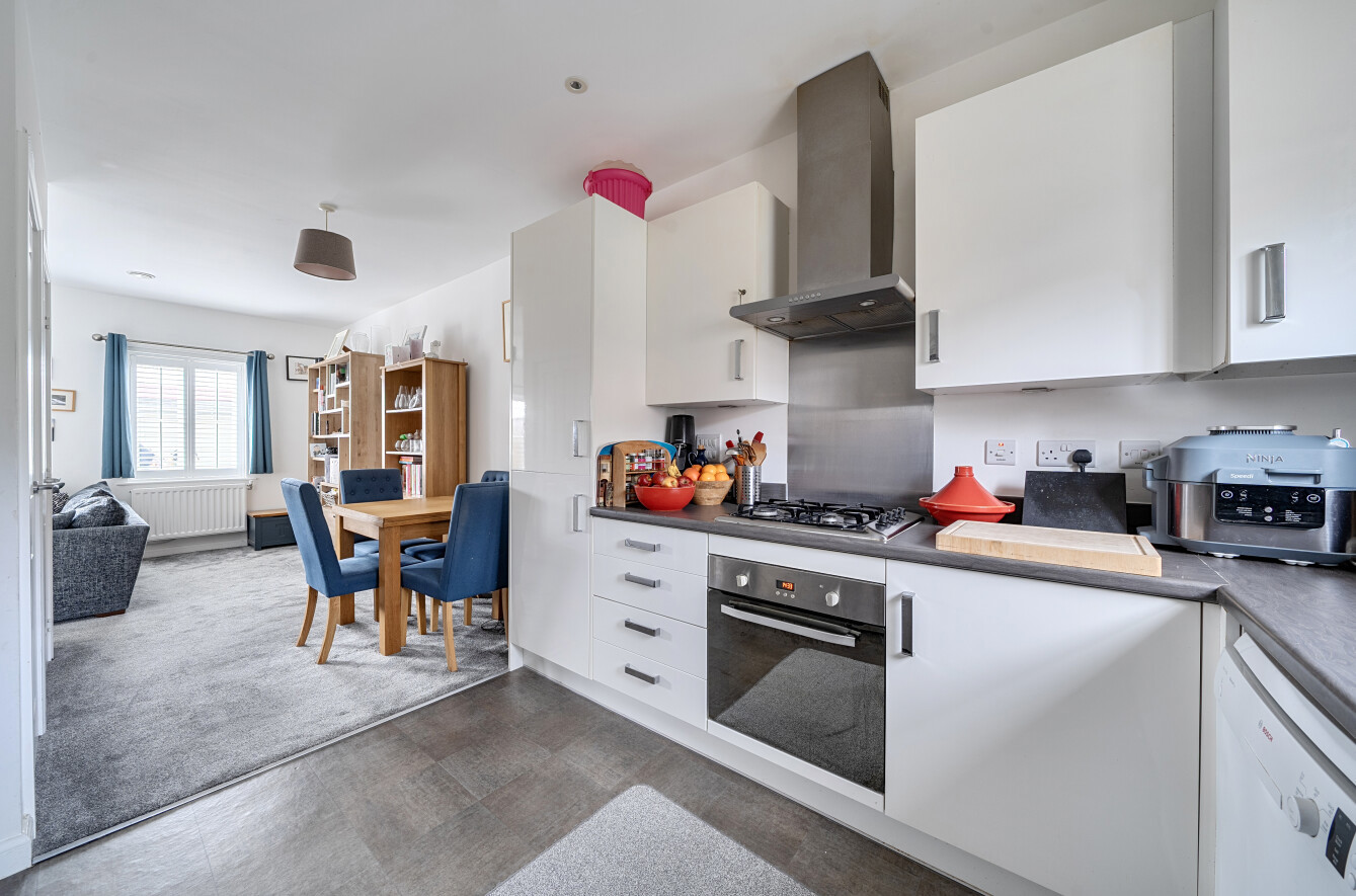 Swithun Way, Winchester, Hampshire, SO22 Swithun Way, Winchester, Hampshire, SO22 - Charters