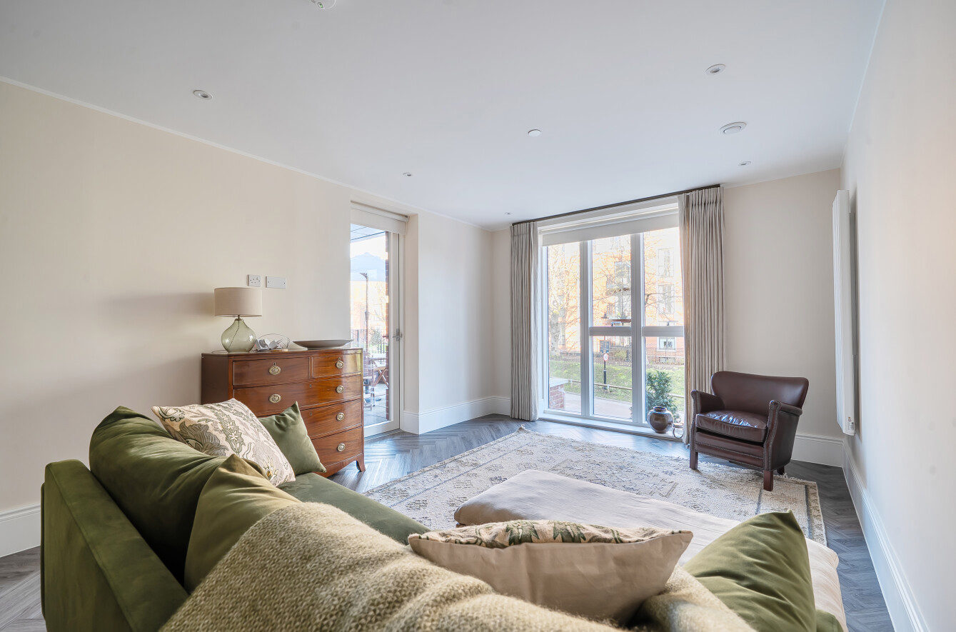 Bedivere House, Fellowes Rise, Winchester, Hampshire, SO22 Bedivere House, Fellowes Rise, Winchester, Hampshire, SO22 - Charters