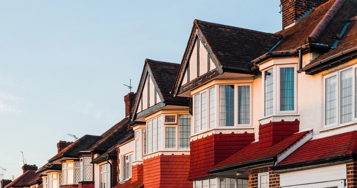 Moving to Periodic Tenancies: A Guide for Landlords - Charters