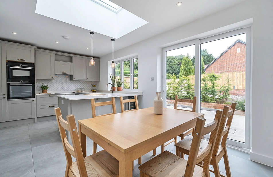 Station Hill, Itchen Abbas, Winchester, Hampshire, SO21 - Charters