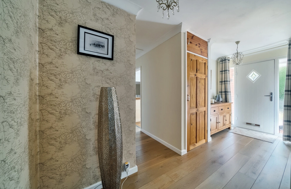Wood Lane, Bramdean, Alresford, Hampshire, SO24 - Charters