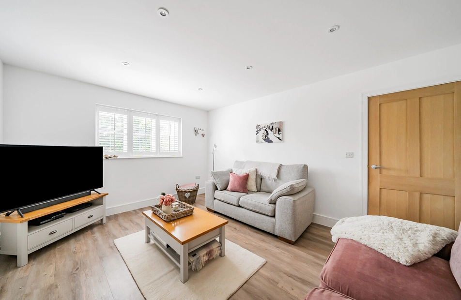 Gascoigne Lane, Ropley, Alresford, Hampshire, SO24 - Charters