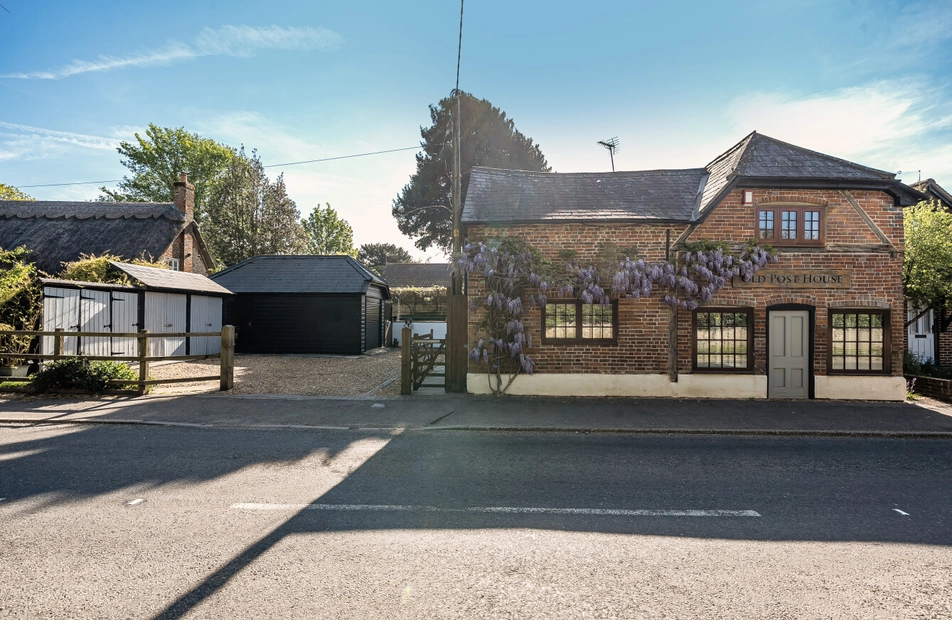Preston Candover, Basingstoke, Hampshire, RG25 - Charters