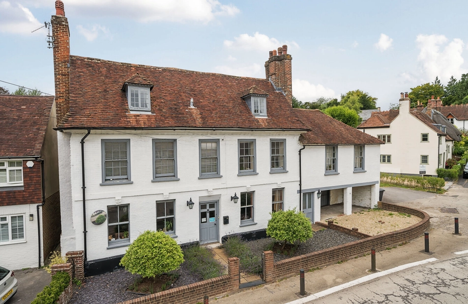 West Meon, Petersfield, Hampshire, GU32 - Charters