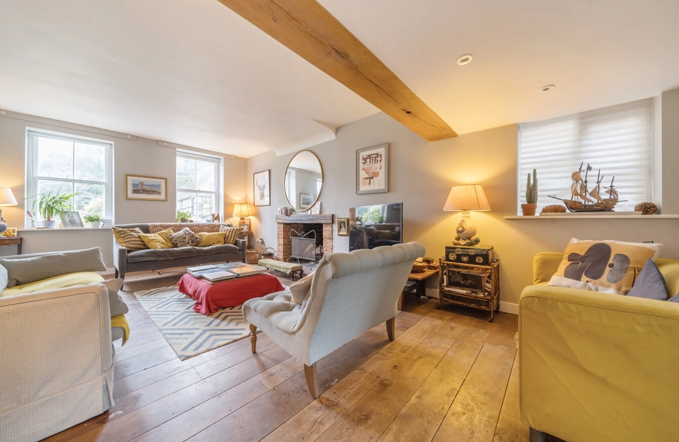 West Meon, Petersfield, Hampshire, GU32 - Charters