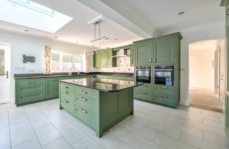 Gascoigne Lane, Ropley, Alresford, Hampshire, SO24 - Charters