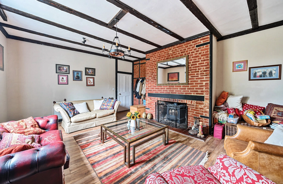 Bay Tree Yard, Alresford, Hampshire, SO24 - Charters