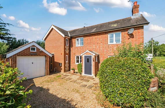 Vicarage Lane, Ropley, Alresford, Hampshire, SO24 - Charters