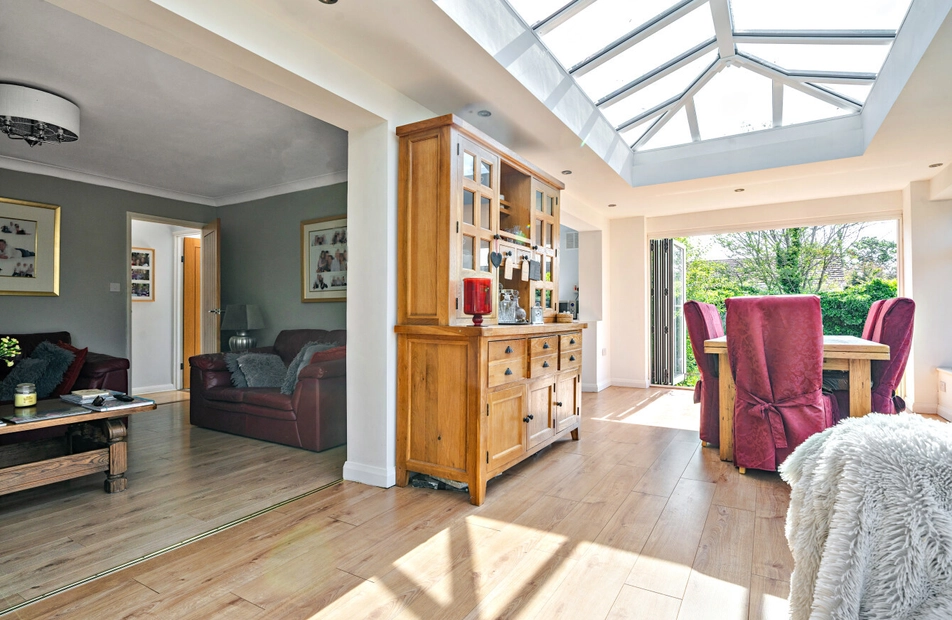 Water Lane, Bishops Sutton, Hampshire, SO24 - Charters