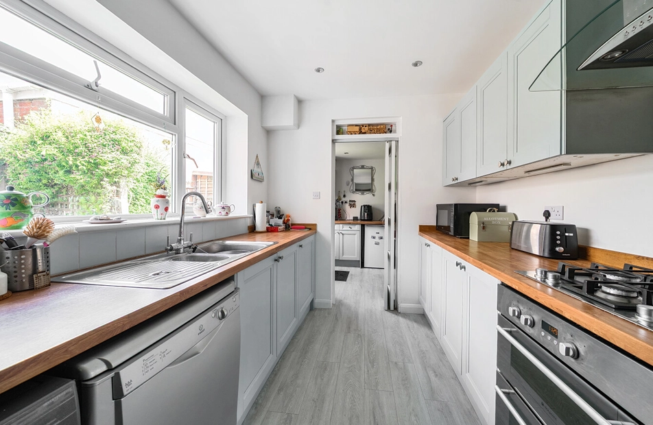 Cherry Way, Alton, Hampshire, GU34 - Charters