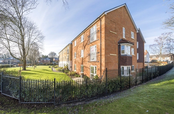 Queen Elizabeth Place, Orchard Lane, Alton, Hampshire, GU34 - Charters