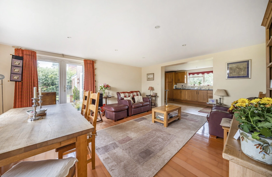 Hattingley Road, Medstead, Alton, Hampshire, GU34 - Charters